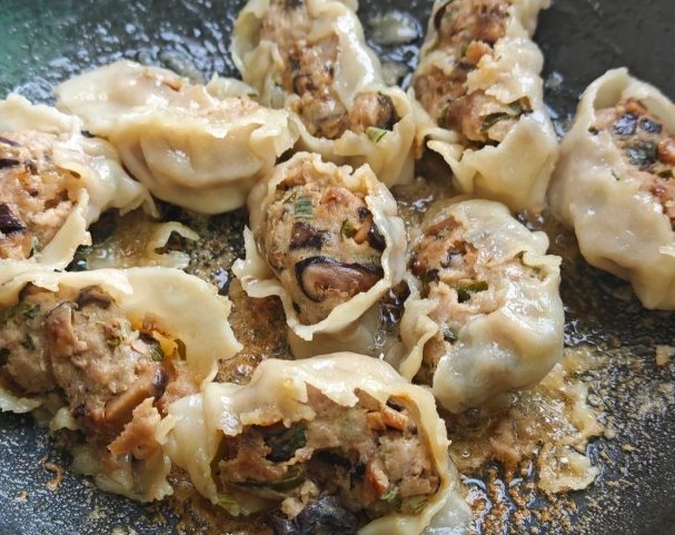 煎餃黏鍋 煎餃黏鍋