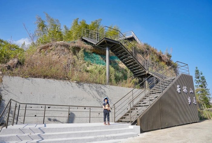 國雲隙頂停車場 國雲隙頂停車場