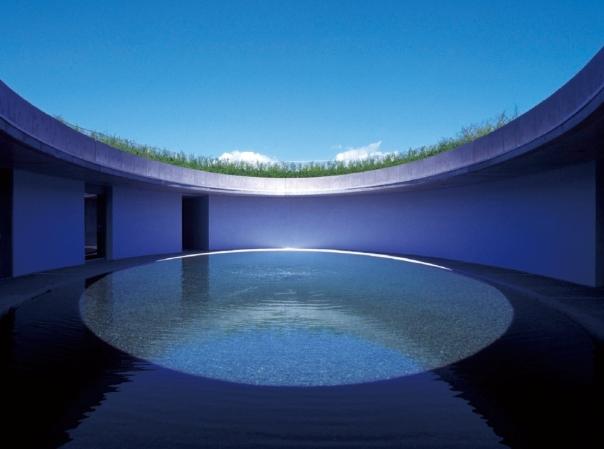 直島接駁車 直島接駁車