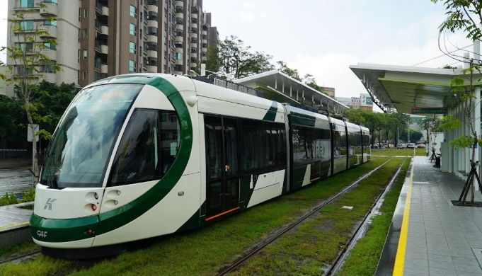 高雄轻轨周边美食 高雄轻轨周边美食