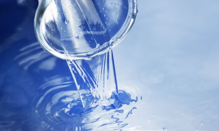 長期喝純水好嗎？完整解析健康影響與常見迷思