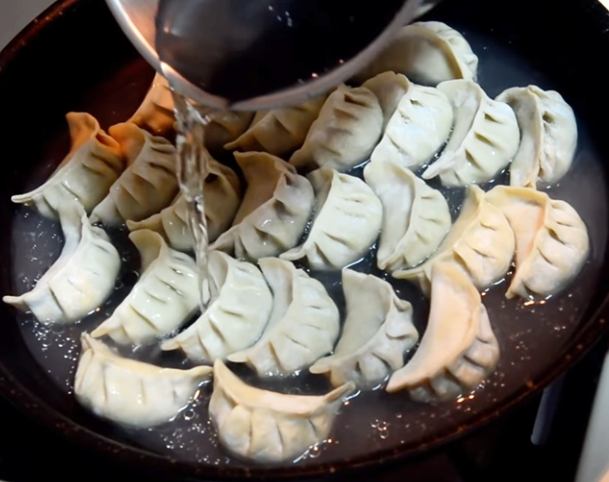 平底鍋蒸餃食譜 平底鍋蒸餃食譜