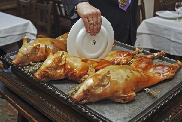 塞哥維亞烤乳豬