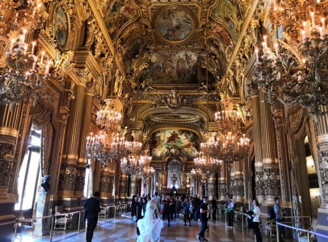 巴黎4天3夜行程