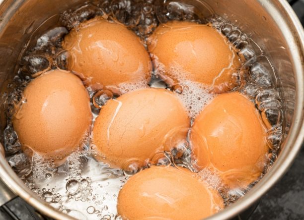 水煮蛋剥壳技巧 水煮蛋剥壳技巧