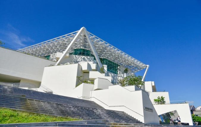 台南美術館比較