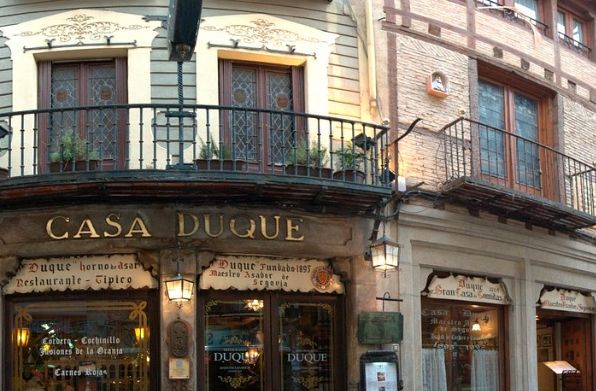 塞哥維亞烤乳豬