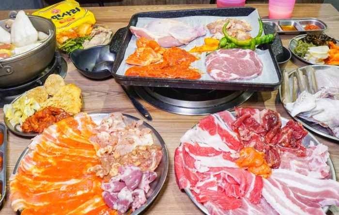 火烤兩吃餐廳 火烤兩吃餐廳