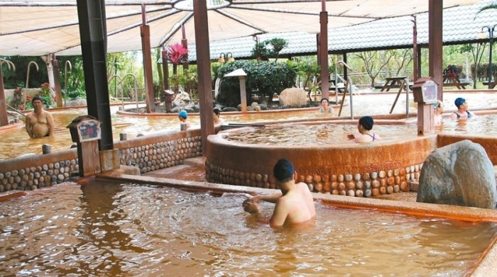 台灣鐵質溫泉地點 台灣鐵質溫泉地點