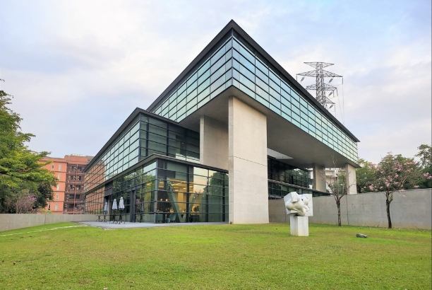 安藤忠雄美術館