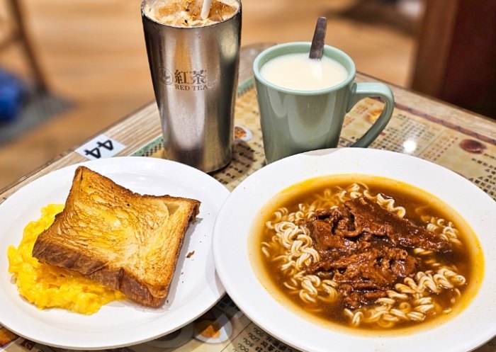 尖沙咀鐘樓小吃 尖沙咀鐘樓小吃