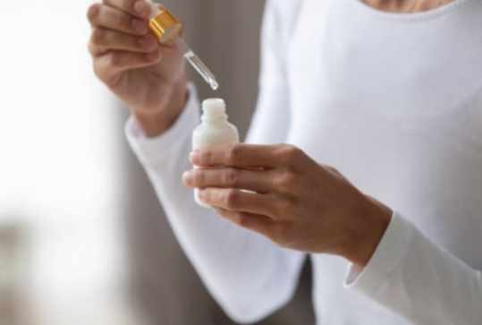 杜鵑花酸痘疤 杜鵑花酸痘疤