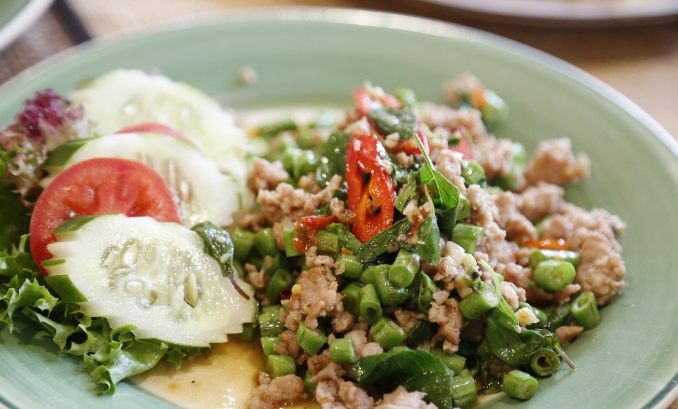 清迈柴迪隆寺附近餐厅