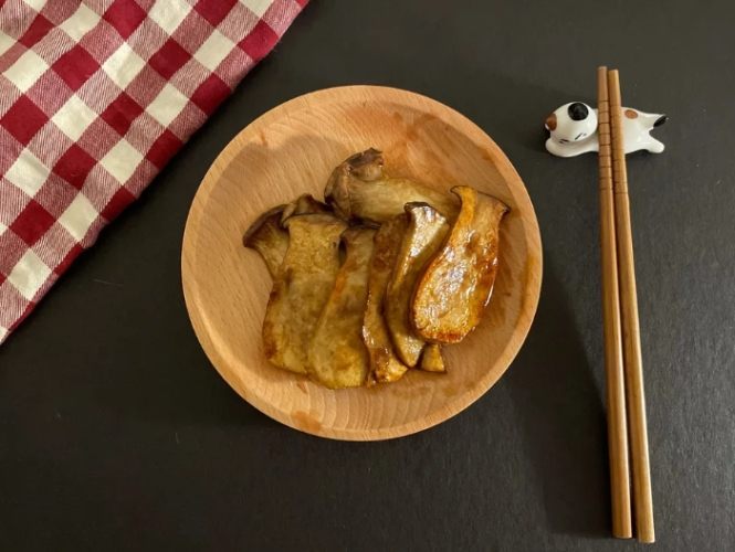野菜鹿鹿杏鮑菇評測：台灣素食者的美味新選擇｜口感、營養、料理全攻略