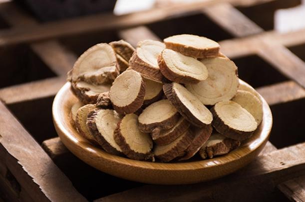 甘草泡水功效 甘草泡水功效