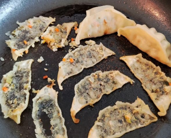 煎餃不黏鍋方法 煎餃不黏鍋方法