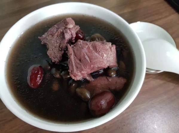 黑豆湯健康益處 黑豆湯健康益處