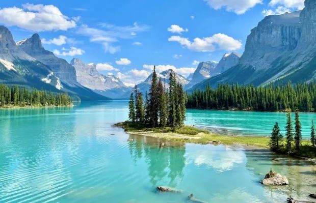 加拿大自由行必去