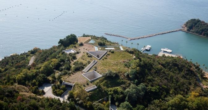 地中美術館參觀時間