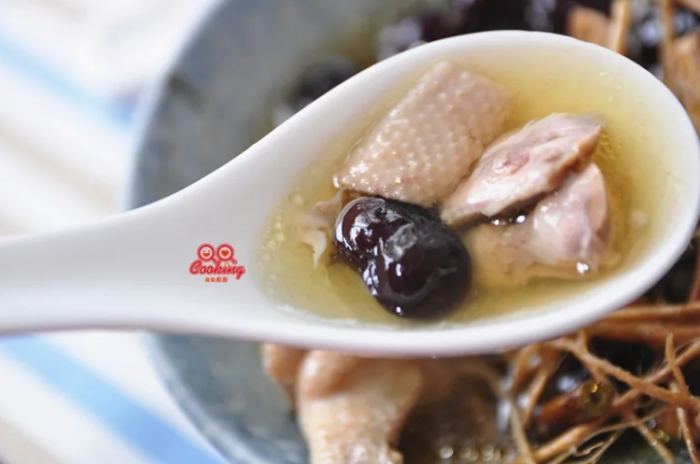 九尾草雞湯食譜