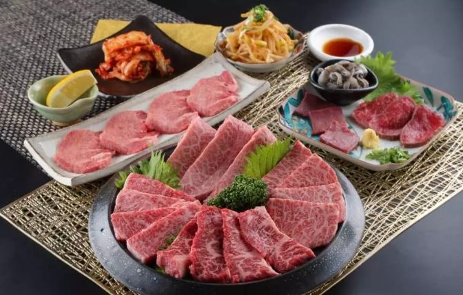 敘敘苑必點全攻略：老饕私藏菜單大公開，點餐不踩雷