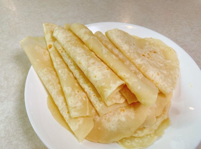 烤鴨餅皮熱量全攻略：一片餅皮有多少卡？健康吃法大公開