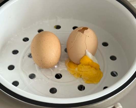 水煮蛋電鍋做法 水煮蛋電鍋做法