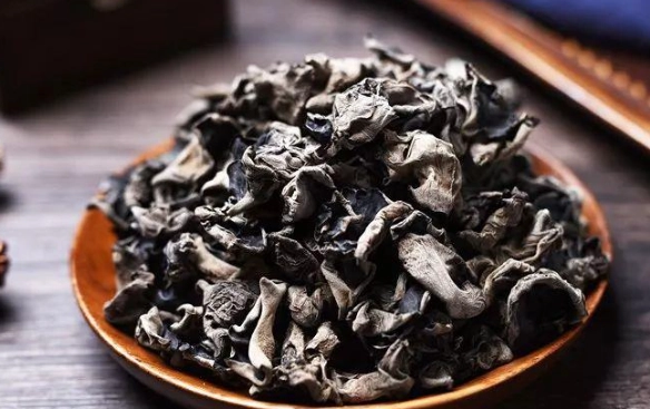 黑木耳副作用