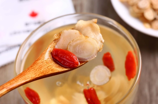 西洋参泡水好处 西洋参泡水好处