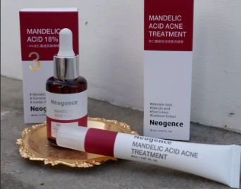 杏仁酸使用爆痘