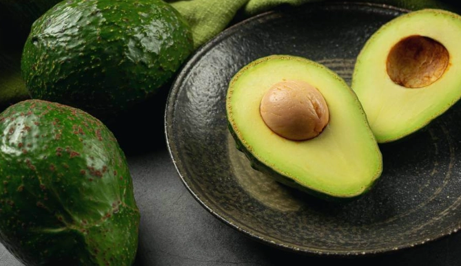 酪梨攝取量 酪梨攝取量