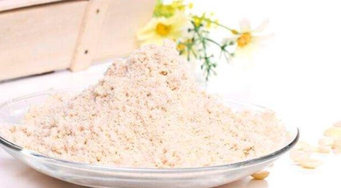 杏仁粉一天吃多少 杏仁粉一天吃多少