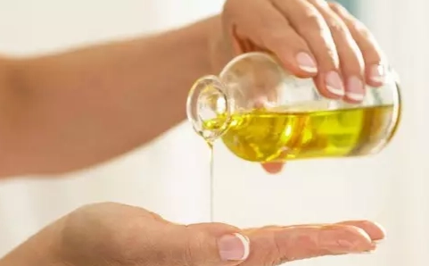 荷荷芭油怎麼用