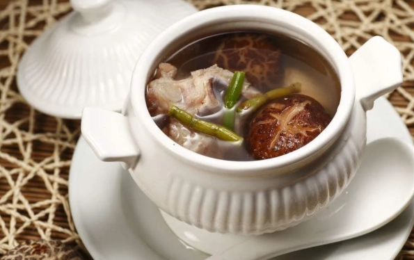 石斛鷓鴣湯禁忌