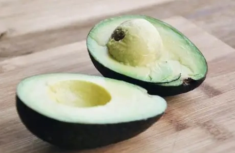 牛油果酪梨差異