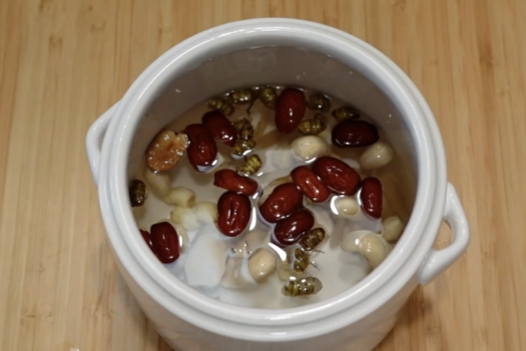 石斛鷓鴣湯功效