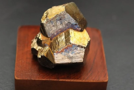 黃鐵礦鑑定方法