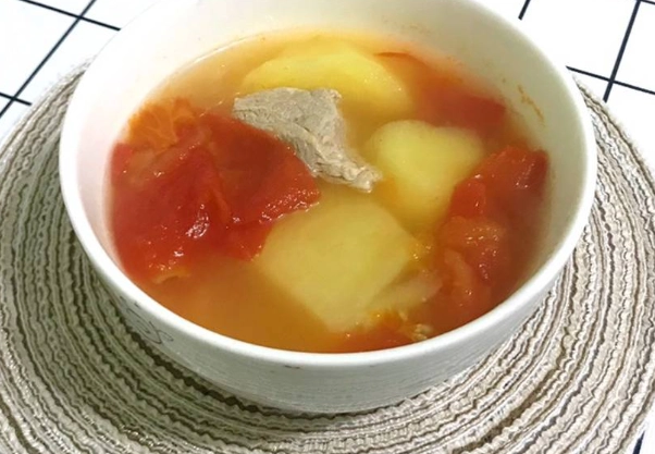 蕃茄薯仔洋蔥素湯