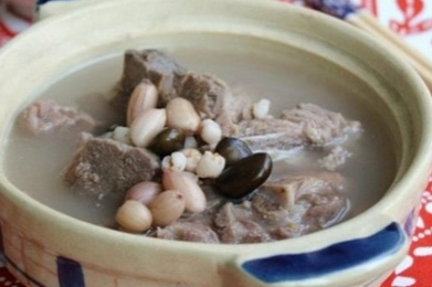 黑豆蓮藕湯做法 黑豆蓮藕湯做法