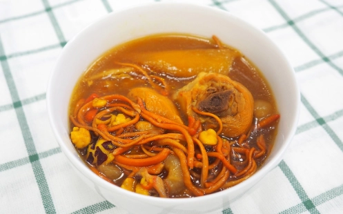 如何煮蟲草花雞湯