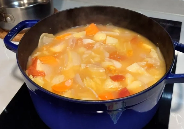 蕃茄薯仔洋蔥紅蘿蔔湯 營養