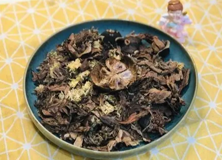 自製五花茶 自製五花茶