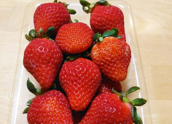 草莓每日攝取量