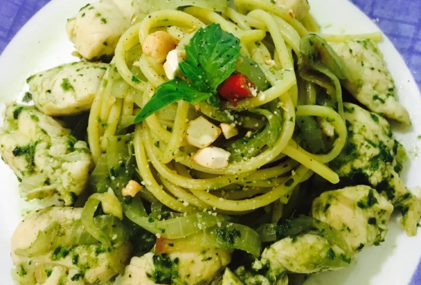 青醬義大利麵卡路里