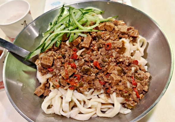 手擀搶鍋麵食譜