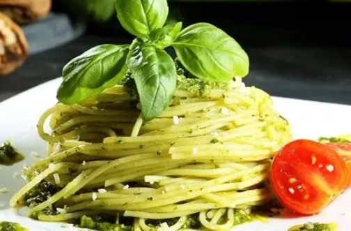 青醬義大利麵做法