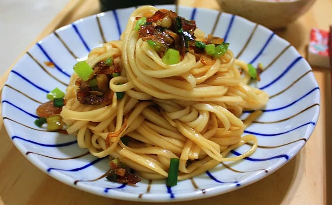 油蔥乾拌麵食譜