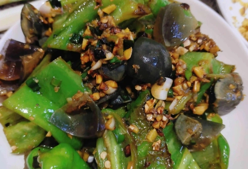 皮蛋可以炒什麼