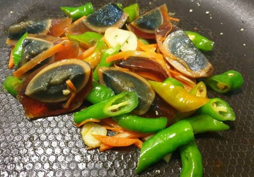 皮蛋可以炒什麼