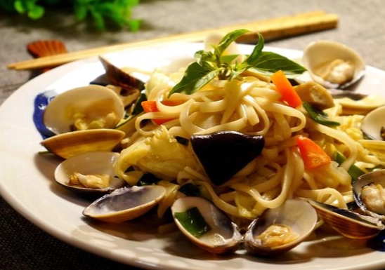 台灣蛤蜊炒麵食譜